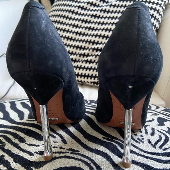 Schutz Pointy Silver Tip 🤍 - Picture 7 of 8